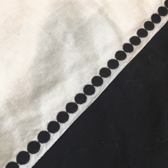 NWT Tommy Hilfiger Black And Cream Tank - Picture 4 of 5